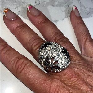 NWOT-Crystal & Silver Plated Ring with Flower Accents